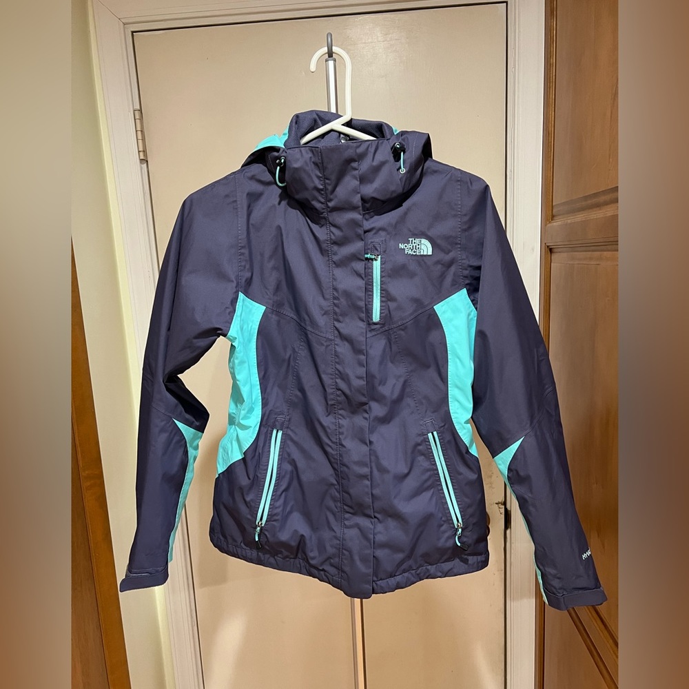North Face Womens Varius Guide Jacket Small Waterproof HyVent Ski Hooded Coat